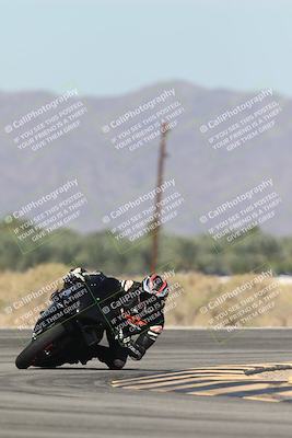 media/Oct-13-2025-Moto Forza (Mon) [[a66d839500]]/2-A Group/Session 3 (Turn 16)/